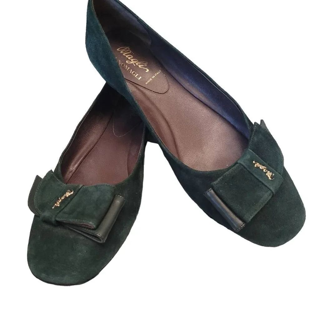 Bruno Magli suede forest green flats with round heel and toe detail